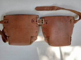 Kl-71 Jural Vintage Leather Knee Pads Felt Lined One Strap Kansas City Mo Usa