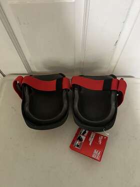 48-73-6000 Milwaukee Tool Free-flex Knee Pads New