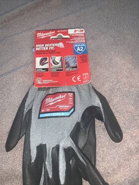 48-73-8721 Milwaukee Gloves Cut Level A2 High Dexterity New Unopened .8 Inch /m