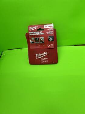 48-73-903 Milwaukee Comfortable Fit 18 Inch Protective Sleeves Level 3 Cut