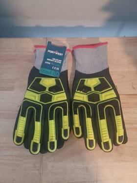 Ap55g8rxxl Portwest Hr18 Waterproof Cut Impact Gloves Level D 18 Gauge Breathable 2 Pairs