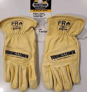 12-3365-60 Youngstown Glove 12-3366-60 New Fr Ground Lined With Kevlar Size Small/ 7
