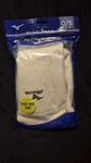 Mizuno T10 Plus Knee Pads One Size White Brand New Never Worn A-019. Fixed Price $14.00.