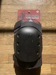Triple Eight Small Kp 22 Heavy Duty Skateboarding Bmx Mtb Roller Knee Pads. Fixed Price $20.00.