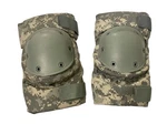 Army Knee Pad Set Large Acu Ucp Military Surplus Gear Digital Usgi. Fixed Price $8.85.