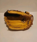 Franklin Sports 22600 Field Master Series 14" Baseball Glove, Right Hand Throw. Fixed Price $13.00.