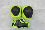 Raskullz Hawk Set Kids (ages 3-7) Knee And Elbow Green. Fixed Price $16.19.