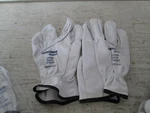 12 Pair Mens Salisbury By Honeywell LPG10 Size Leather Gloves, New. Fixed Price $176.00.