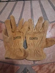 Kinco Work Gloves Leather Kids Small Lightly Used Style 50 Yellow Gold. Fixed Price $8.50.