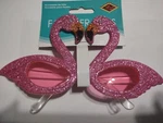 Beistle Glittered Flamingo Fancy Frame Sun Glasses 60386. Fixed Price $7.99.