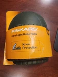 Fiskars Ultra-light Knee Pads 2 Pack. Fixed Price $14.08.