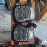 Clc Custom Leathercraft Airflow Gel-tek Soft Cap Kneepads. Fixed Price $45.00.