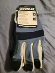 New Dewalt, Large, Synthetic Leather Glove. With Foam Padded Palm DPG211L. Fixed Price $24.95.