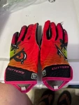 Cutters Extreme Grip Rev 5.0 Youth Receiver Football Gloves Mod# CG10600-00218-M. Fixed Price $17.50.