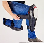 Milwaukee Tool 48-73-6070 Dynamic Flooring Knee Pad, Memory Foam. Fixed Price $79.97.