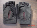 Lot Of Impacto Anti-vibration Gloves Half Finger ST8206 Medium. Fixed Price $27.50.