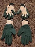 2 Pack Forester Super Grip Work Garden Gloves With Wrist Closure Large. Fixed Price $14.99.