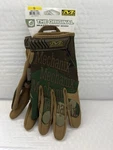 Mechanix Camo Gloves, MG-77-008, Small. Fixed Price $35.00.