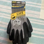 Mechanix Wear Speedknit S2DE-58 Cut Protection Safety Work Gloves Size S/m. Fixed Price $9.00.