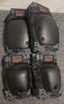 Tony Hawk Pad Set Knee & Elbow Skateboarding AGE12+. Fixed Price $9.50.