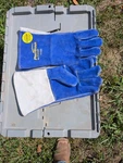 Nwot Prostar By Praxair Men's Work Gloves Welding 1100 Blue Large. Fixed Price $24.95.