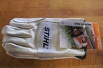 7010-884-1137 Oem Stihl Medium Size Value Pro Gloves. Fixed Price $17.50.