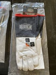 Brand New Ironcat Premium Grain Goatskin, Tig Welding Glove, Small, 6144/S, A4. Fixed Price $30.00.